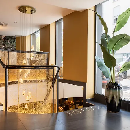 فندق برينس ألبير ليون بيرسي